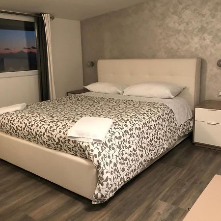 Casa Di Cece Apartment Agrigento Bagian luar foto